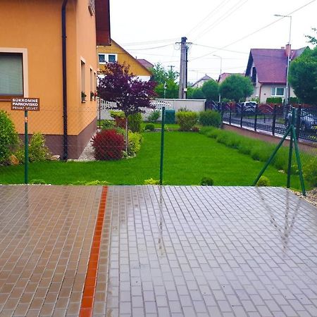Privat Velvet Guest House Turcianske Teplice Luaran gambar