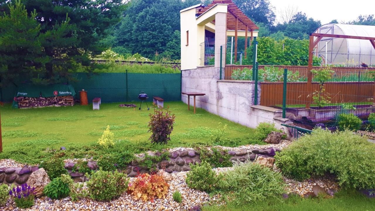 Privat Velvet Guest House Turcianske Teplice Luaran gambar