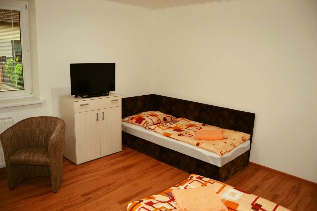 Privat Velvet Guest House Turcianske Teplice Luaran gambar